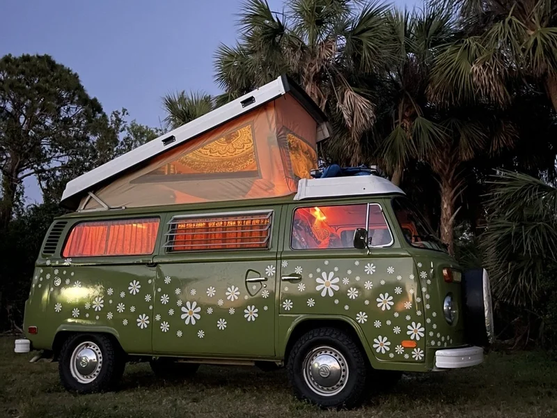 1977 Volkswagen Transporter Westfalia