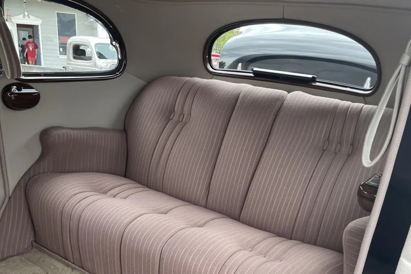 1937 Packard 138CD Limousine 5