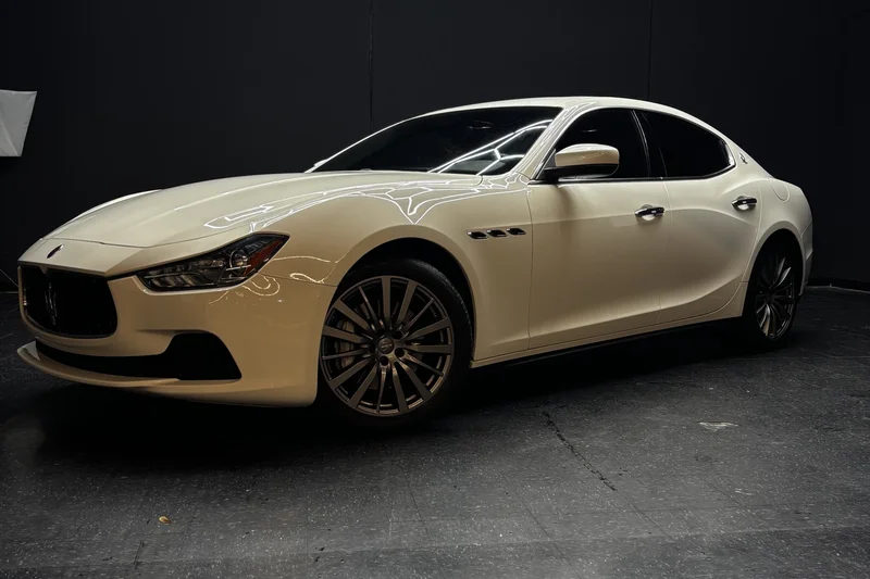 2017 Maserati Ghibli Base 1