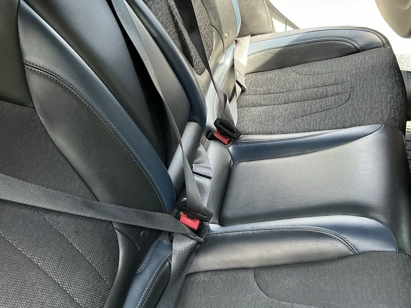 2015 Unknown 200 S Sport 3