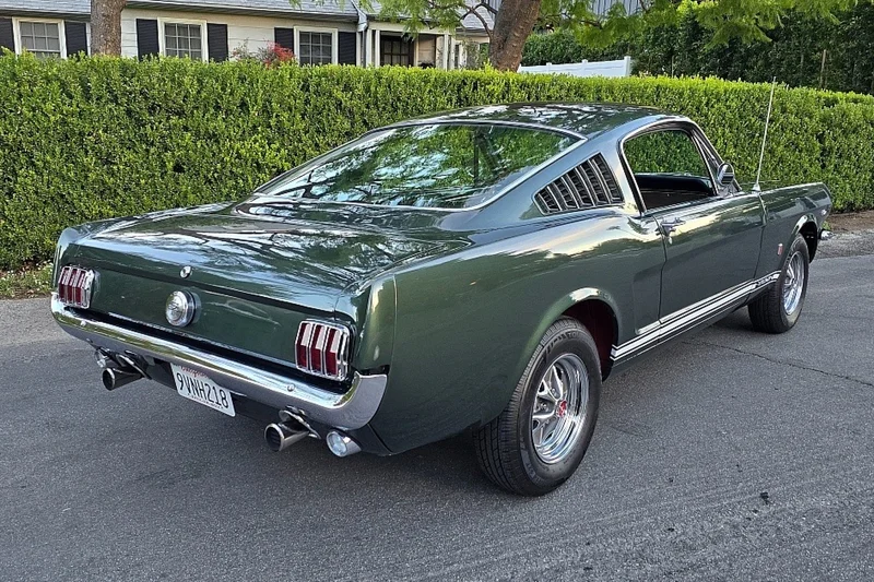 1966 Ford Mustang GT 2