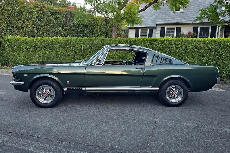 1966 Ford Mustang GT 4