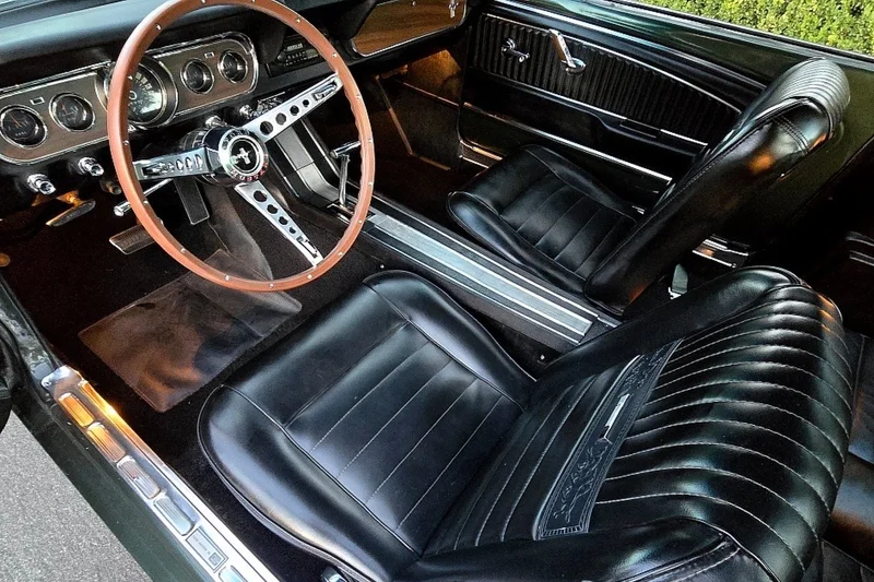 1966 Ford Mustang GT 9