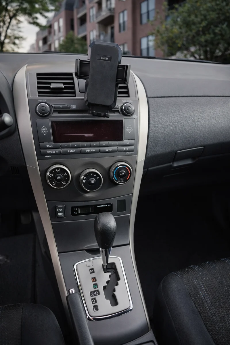 2011 Toyota Corolla Sport 6