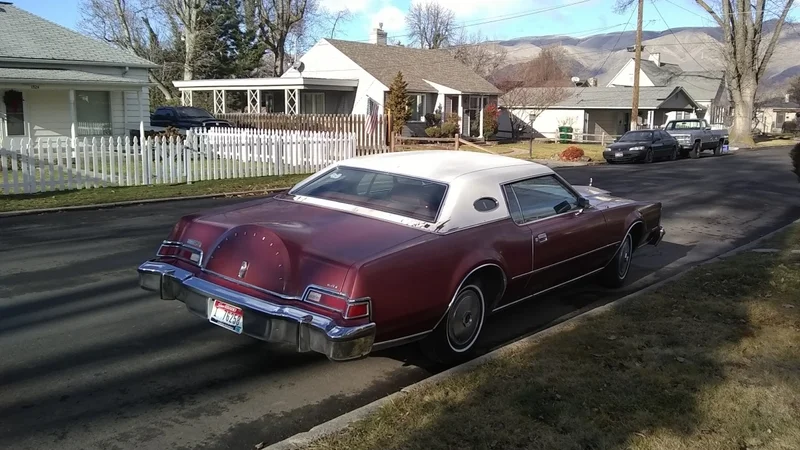 1974 Lincoln Continental Mk IV 3