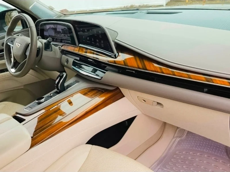 2024 Cadillac Escalade ESV Platinum Luxury 4