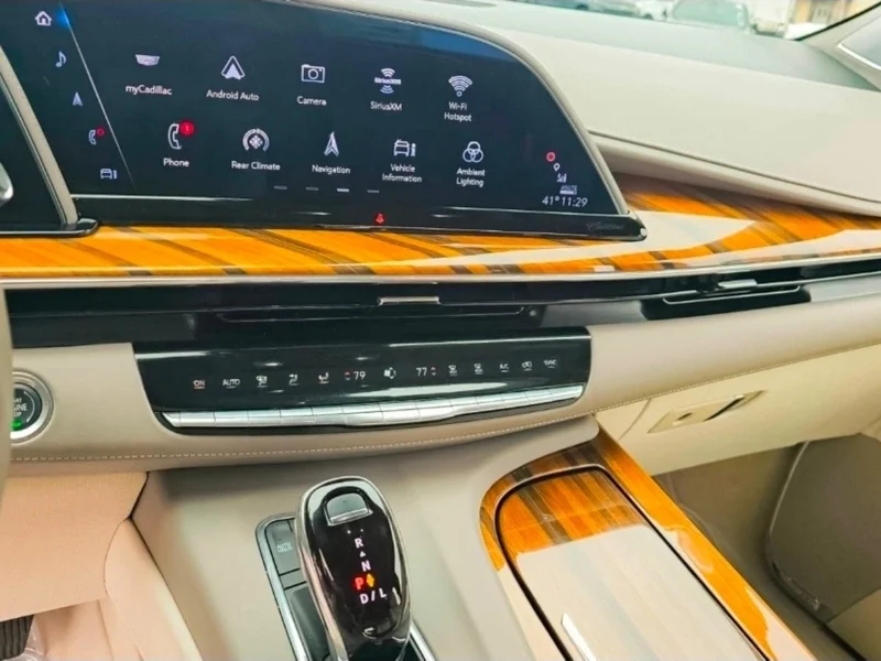 2024 Cadillac Escalade ESV Platinum Luxury 5