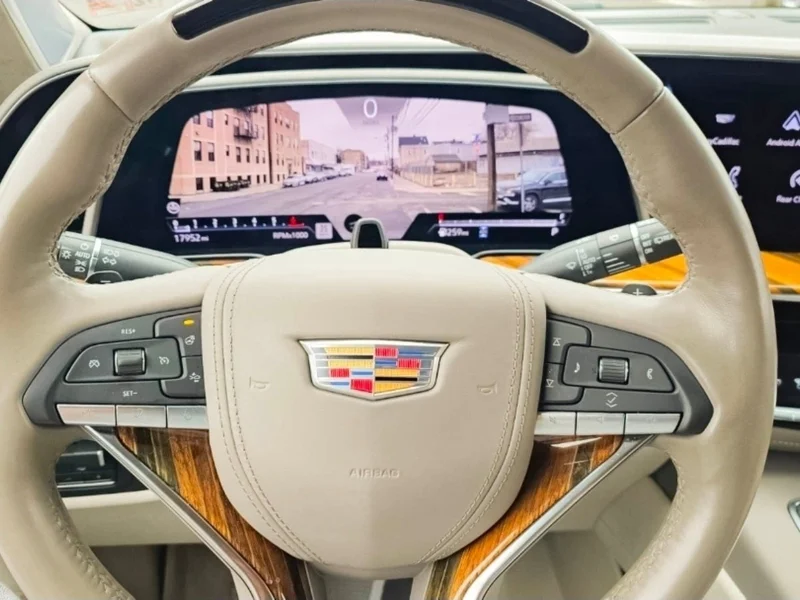 2024 Cadillac Escalade ESV Platinum Luxury 9