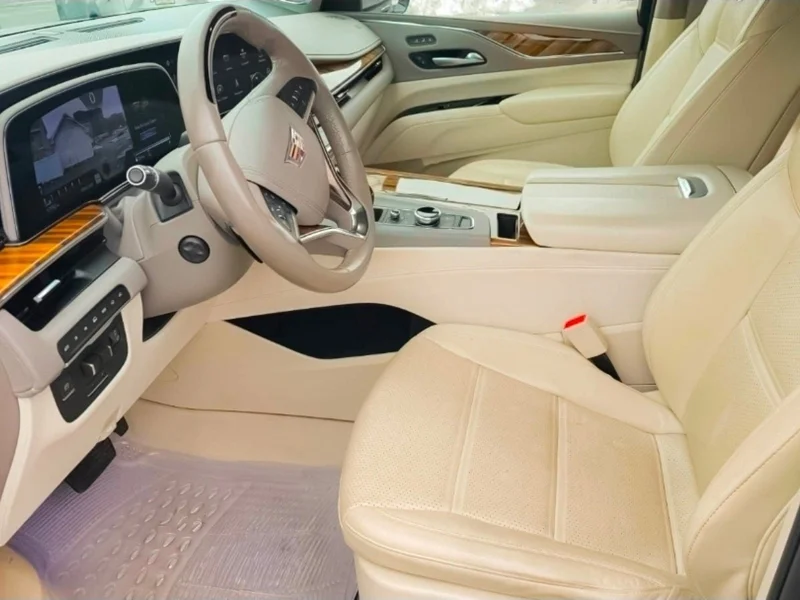 2024 Cadillac Escalade ESV Platinum Luxury 12