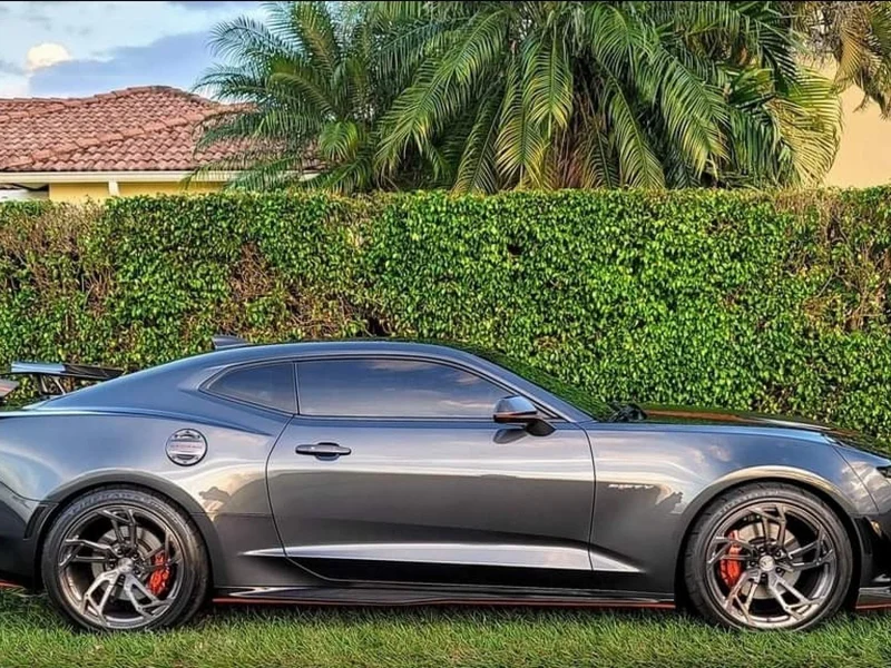 2017 Chevrolet Camaro 2SS 2