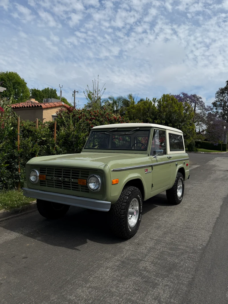 1974 Ford Bronco Base 1