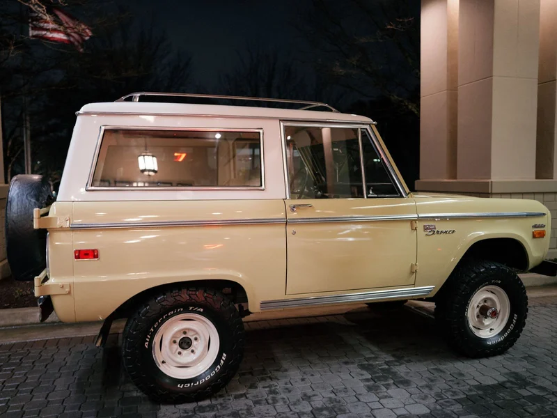1970 Ford Bronco Base 12