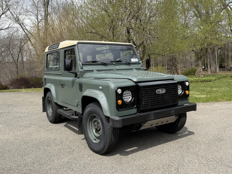 1998 Land Rover Defender 90 (Truck) 1