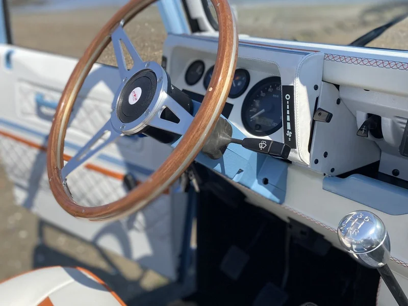 1999 Land Rover Defender 90 (Truck) 10