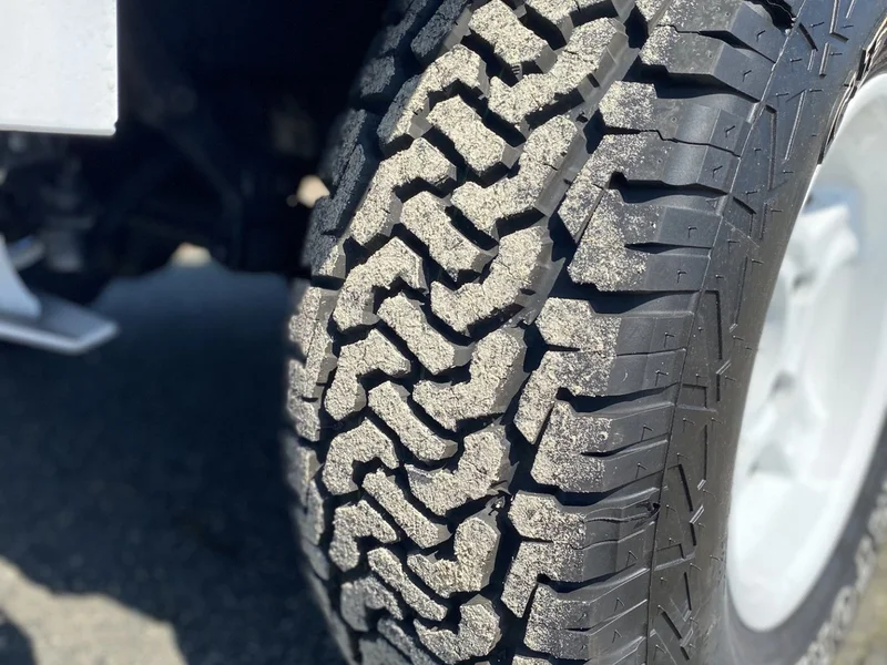 1999 Land Rover Defender 90 (Truck) 20