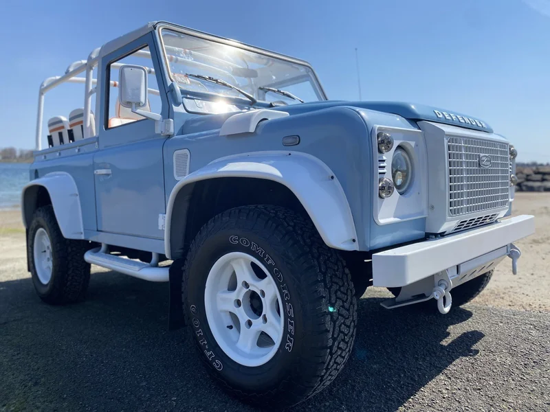 1999 Land Rover Defender 90 (Truck) 11