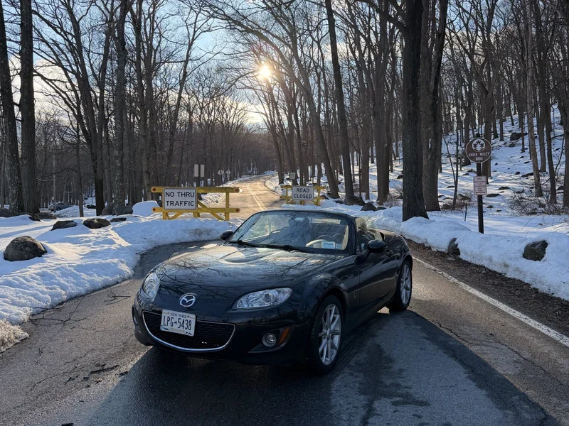 2011 Mazda Miata GT 1