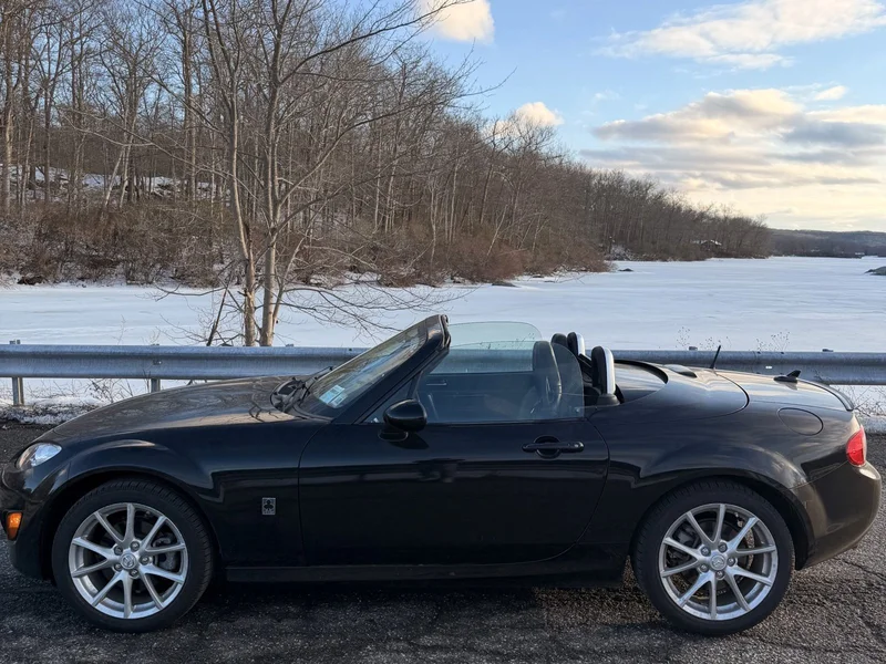 2011 Mazda Miata GT 7