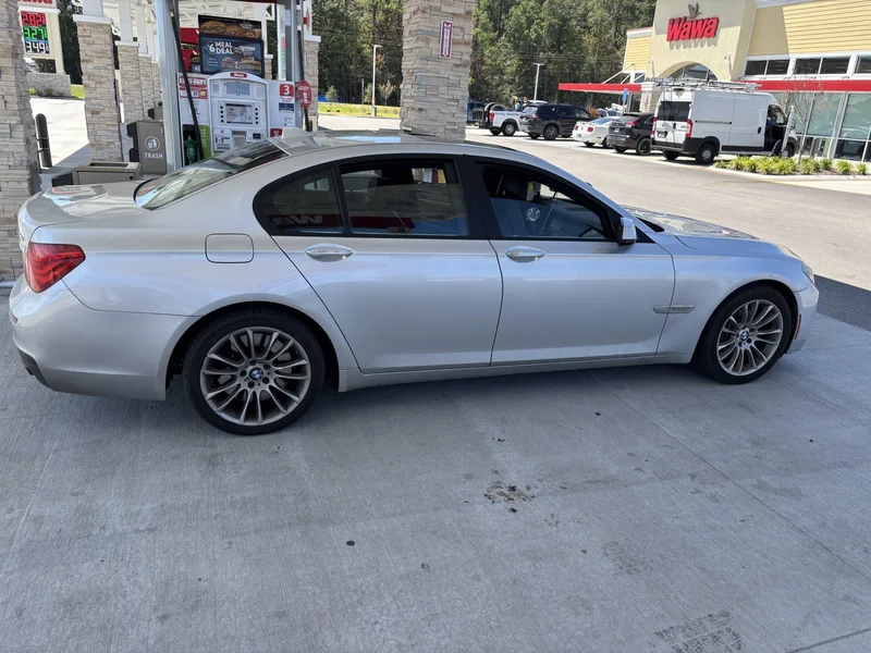 2012 BMW 750i 3