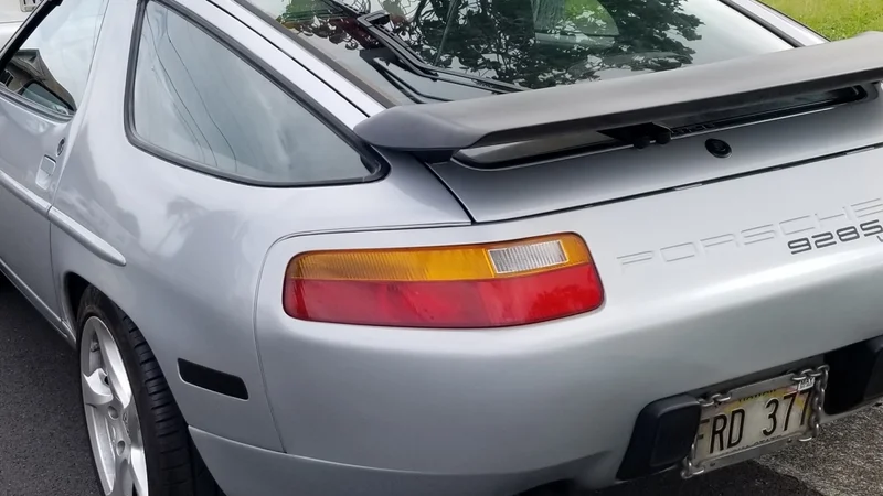 1988 Porsche 928
