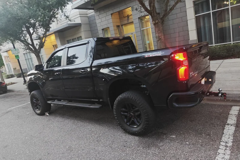 2019 Chevrolet Silverado 1500 in Orlando 4