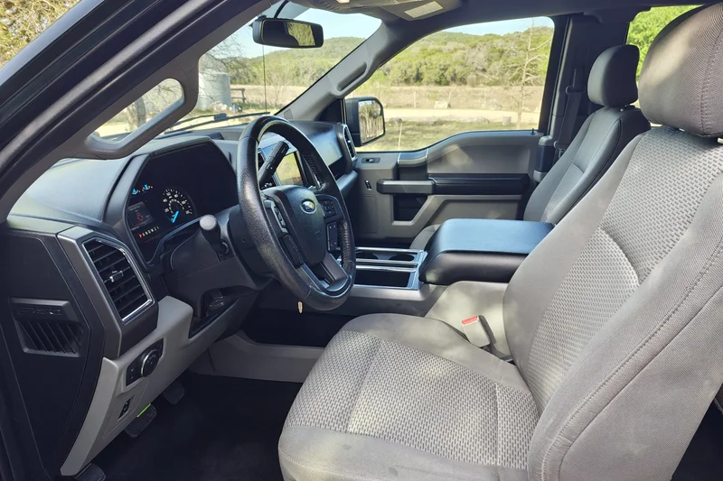 2016 Ford F-150 XLT 11
