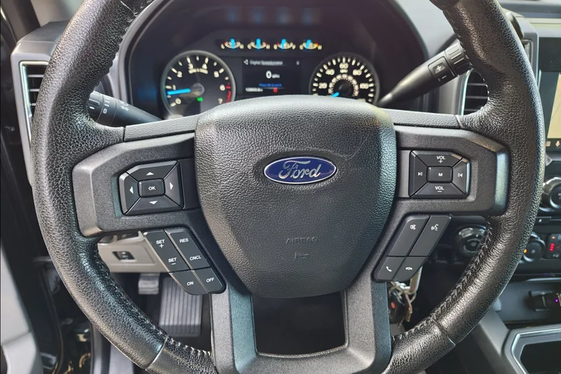 2016 Ford F-150 XLT 13