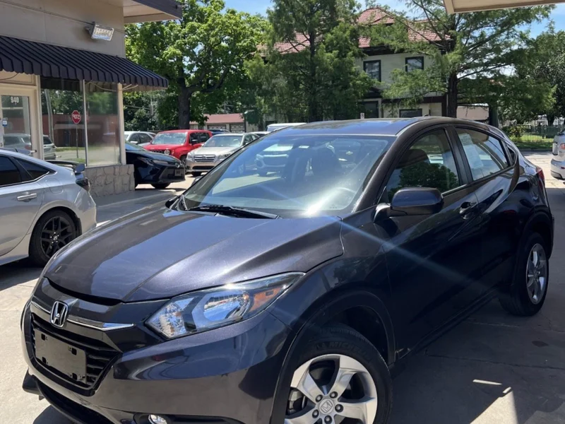 2018 Honda HR-V LX 1