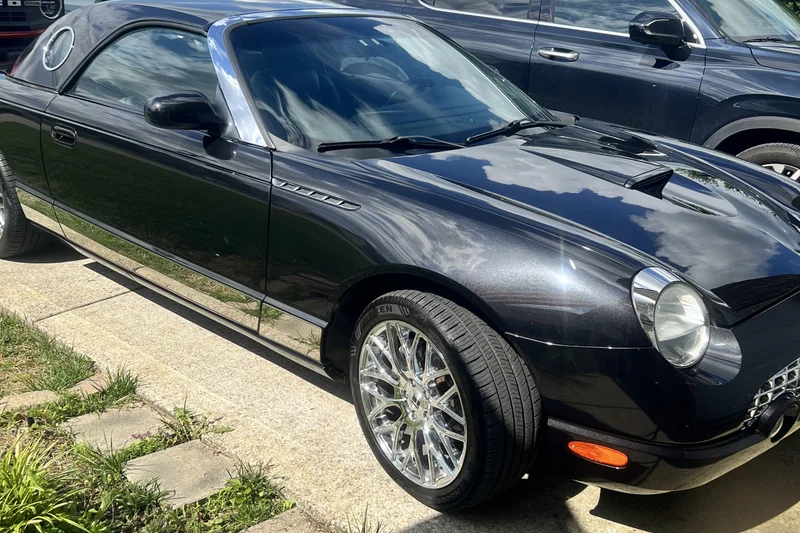 2003 Ford Thunderbird