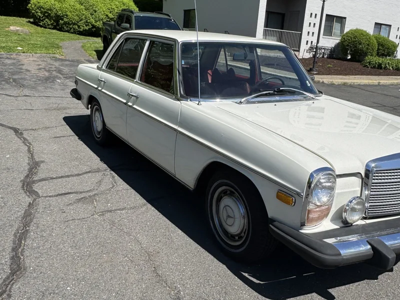 1974 Mercedes-Benz 280