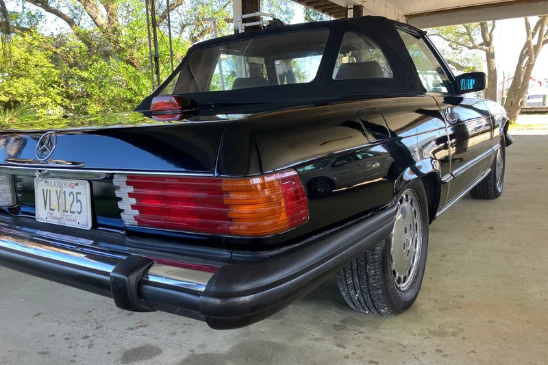 1986 Mercedes-Benz 560SL