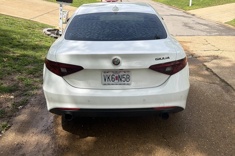 2019 Alfa Romeo Giulia base 3