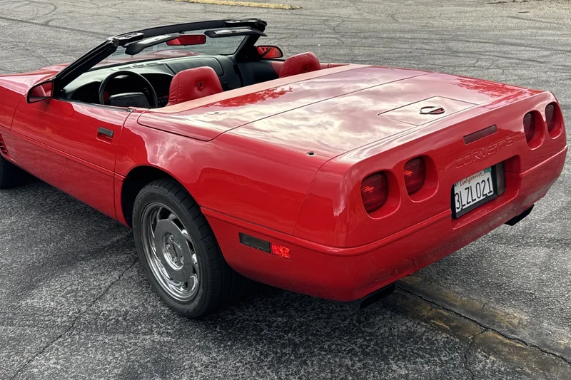 1995 Chevrolet Corvette Base 8