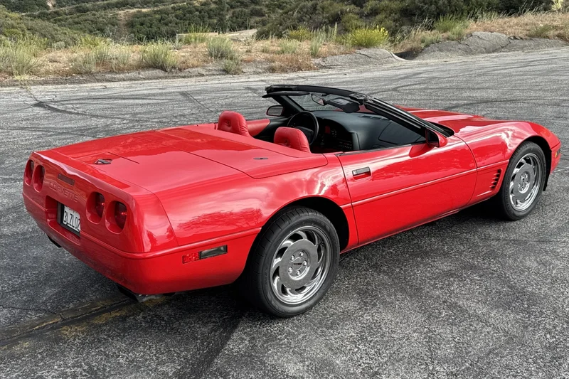 1995 Chevrolet Corvette Base 6