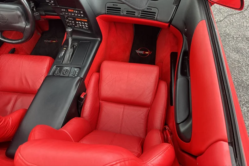 1995 Chevrolet Corvette Base 12