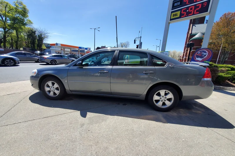 2008 Chevrolet Impala LT 6