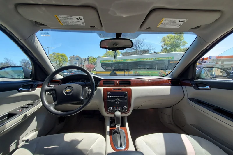 2008 Chevrolet Impala LT 8