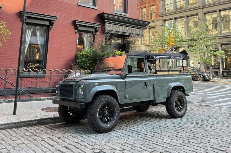 1994 Land Rover Defender 110 2