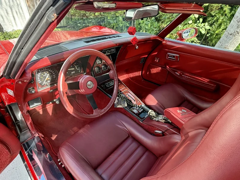1982 Chevrolet Corvette Base 3