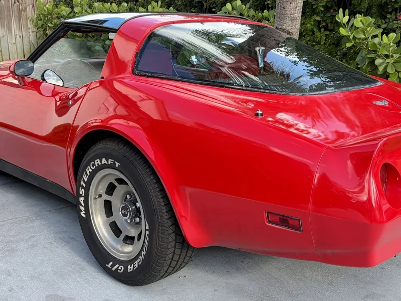 1982 Chevrolet Corvette Base 7