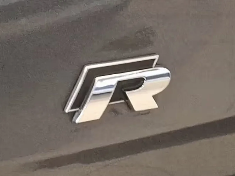 2019 Volkswagen Golf R Base 18