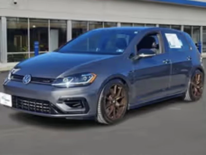 2019 Volkswagen Golf R Base 1
