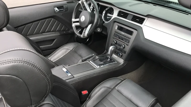2014 Ford Mustang  7