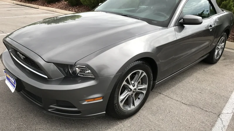 2014 Ford Mustang  11