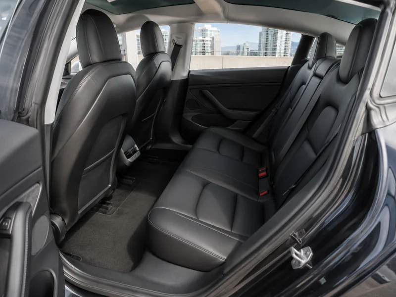 2018 Tesla Model 3 Long Range RWD 7