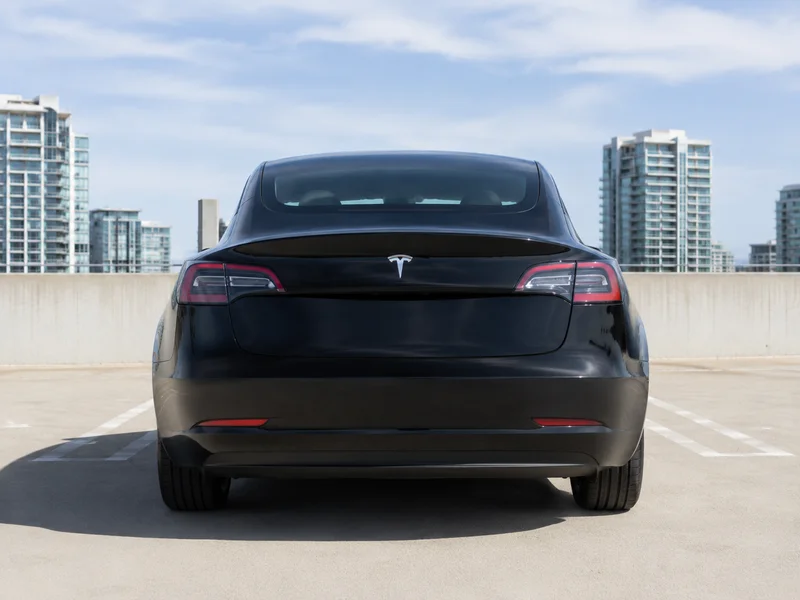 2018 Tesla Model 3 Long Range RWD 5