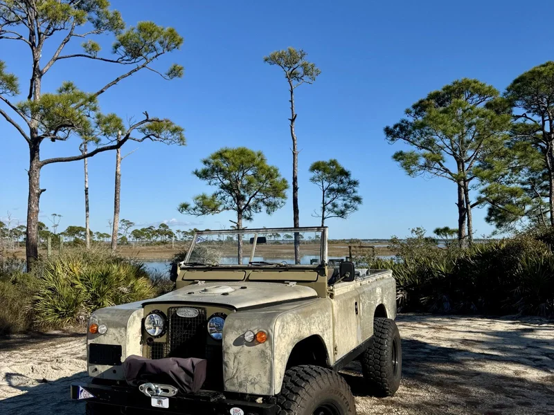 1966 Land Rover Series IIA 109