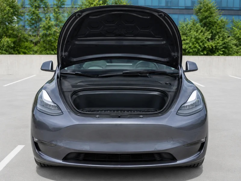 2025 Tesla Model Y Long Range RWD 6