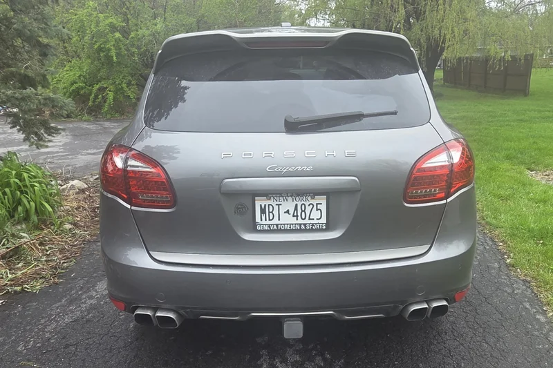 2014 Porsche Cayenne Premium 4