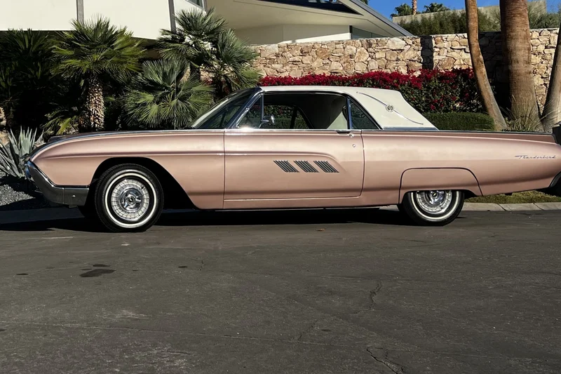 1963 Ford Thunderbird Base 1
